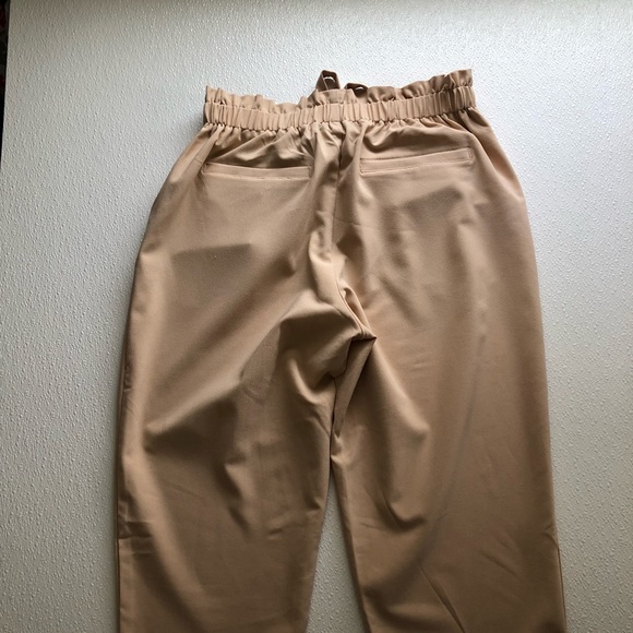 Iman Paperbag Style Dress Pants in Color Beige Size Small - Picture 6 of 12